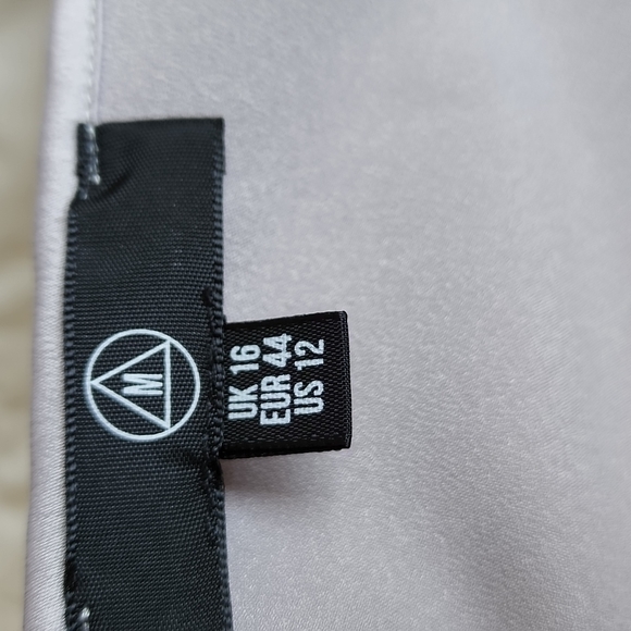 MISSGUIDED Gray Tie Back Mini Dress - Picture 6 of 9